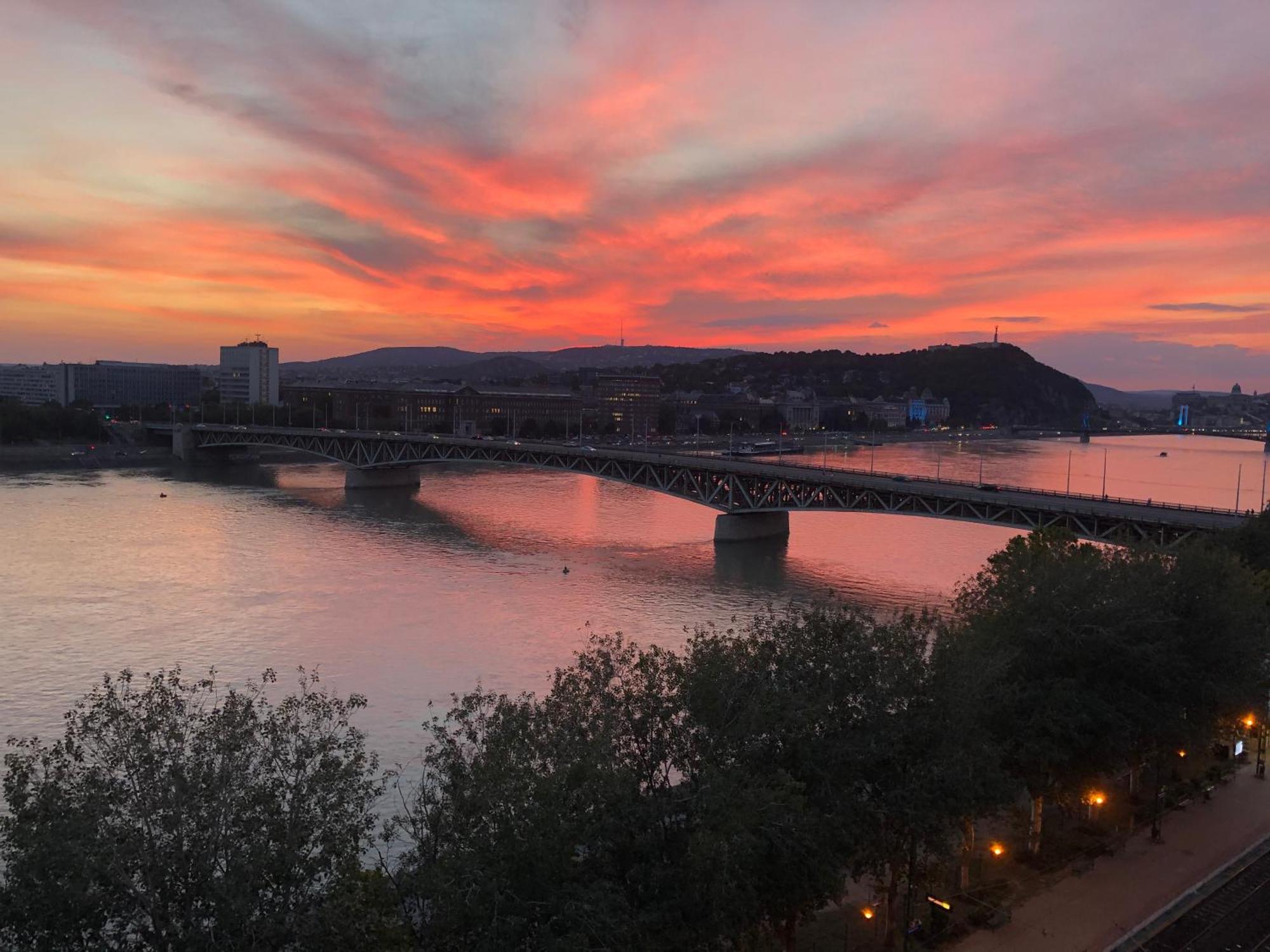Danube Paradise Budapeste Exterior foto